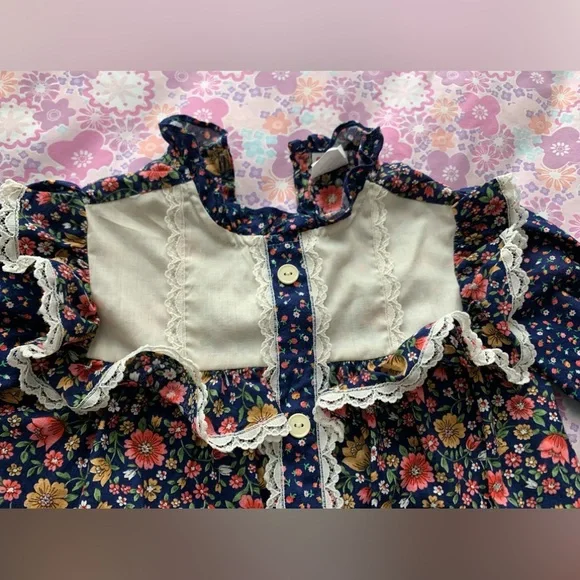 VINTAGE 80s ruffle dress size 6 - Picture 2 of 9